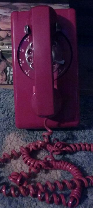 Vintage 1978 Red Wallhung Rotary Phone Stromberg - Carlson