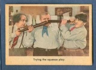 1959 Fleer The Three Stooges 96 Trying The Squeeze Play
