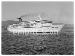 Negative,  Cunard Line Cruise Ship Cunard Princess,  1984
