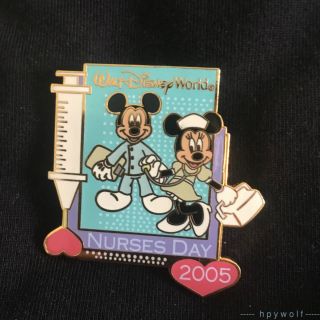Disney Doctor Mickey & Nurse Minnie Mouse Nurses Day 2005 Pin