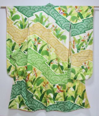 Japanese Kimono Silk Furisode / Embroidery Bird / Shibori / Silk Fabric /475