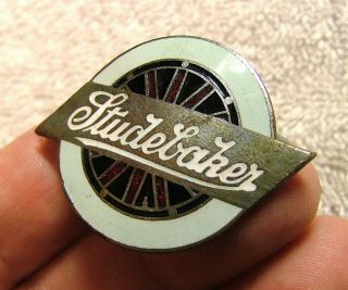 Studebaker Wheel Style Enamel Radiator Badge Emblem 1931 - 34
