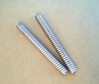 2 Singer Sewing Machine 301 Thread Spindles Spring Style 170016 301a