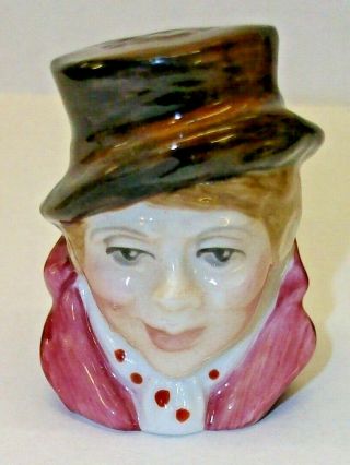 A Francesca Hand Painted Character Head Bone China Thimble - - Artful Dodger - -