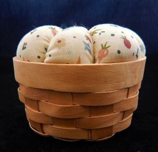 Pin Cushion In A Basket Country Chic Calico Fabric Wood Button Top Euc