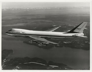 Large Vintage Photo - Boeing 747 N7470 In - Flight