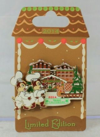 Disney Dlr Gingerbread House Le 1200 Pin Grand Californian Chip Dale 2014