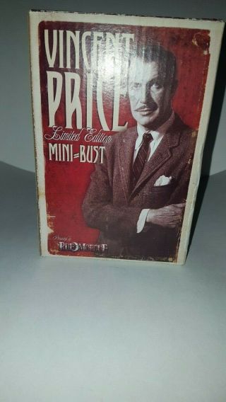 Vincent Price Limited Edition Mini Bust Rue Morgue