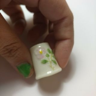 Belleek Floral Bone China Collectable Thimble