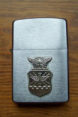 Vintage Zippo Cigarette Lighter U.  S.  Air Force Emblem Eagle Shield Vg