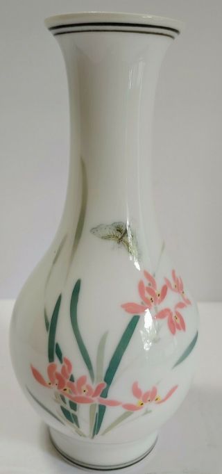 Liling China Porcelain Bud Vase Hand - Painted With Pink And Green Floral Design