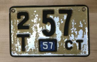 Connecticut Ct License Plate 2t57 (vintage Plate: 1948 To 1950 With 1957 Tab)