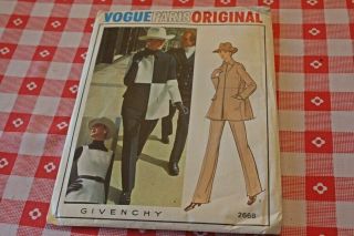 Vintage Vogue Paris Givenchy Sewing Pattern 2668 Size 12 Bust 36