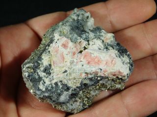A Rhodochrosite Crystal Cluster From The Sweet Home Mine Colorado 115gr e 2
