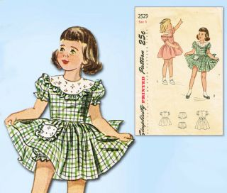 1940s Vintage Simplicity Sewing Pattern 2529 Toddler Girls Scalloped Dress Sz 4