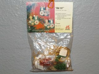 Vintage Holiday OLD 97 3 MINI Grn Gold Red TRAINS Bead Sequin Ornament Kit READ 2