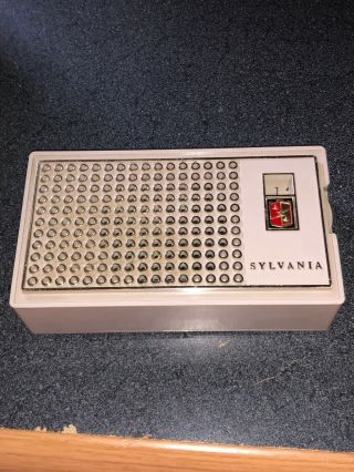 Vintage Sylvania Box Retro Transistor Radio Model 4p19w