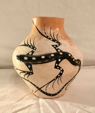 Native American Pueblo Hopi Pottery Jar Lizard Design Vintage Signed Native Art 2