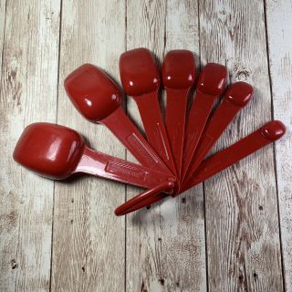 Vintage Tupperware Dark Red 7 Measuring Spoons And Ring Complete 6