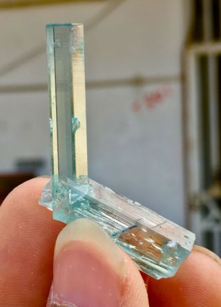 Wow 32 C.  T Top Class Damage Terminated Blue Color Aquamarine Crystal