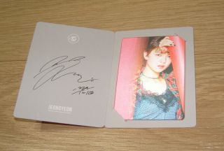 Twice 2nd Mini Album Page Two Lenticuler Jeongyeon Special Card Official K Pop
