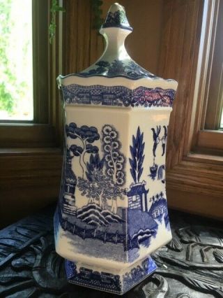 Rare Norleans Japan Chinese Blue White Octagon Porcelain Temple Jar W/lid