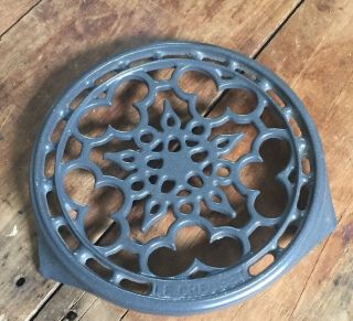 Rare Vintage Le Creuset Cast Iron Trivet Pot Stand Gray Enamel
