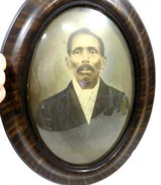 Antique Convex Bubble Glass Oval Frame W/ Portrait African American Man Carved?