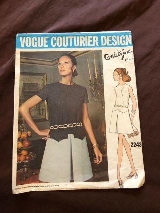Vintage Vogue Couturier Design Pattern 2243 One - Piece Dress By Irene Galitzine
