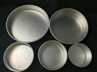 Wilton Round Cake Pans Set of 5 1 - 5 Inch 2 - 6 Inch 1 - 9 Inch 1 - 10 Inch Metal 2