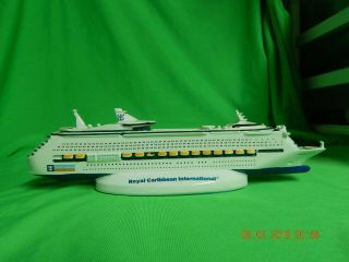 Royal Caribbean Mariner Of The Seas Cruise Ship Model