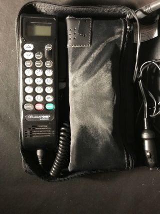 Vintage 1993 Motorola Cellular Mobile & Carry Phone In Case With Accessories