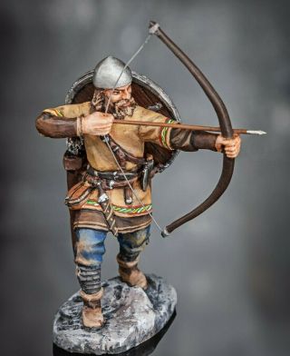 Viking Warrior 1/32 Scale Painted Metal Figurine Tin Metal Toy Soldiers 54mm