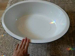 Vtg/Antq Large White Enamel Porcelain Baby Bath Tub Wash Basin Bowl Pan Blue Rim 4