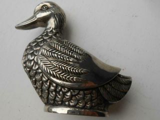 Lovely Vintage Silver Plated Plate Figural Duck Thimble Holder Detail