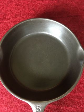 No 5 Wagner Ware Sidney Cast Iron Skillet 8