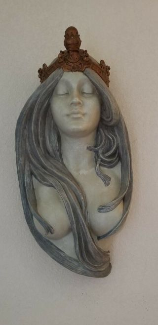 Toscano Mother Nature Wall Statue