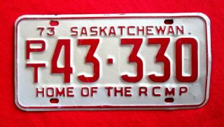 1973 Saskatchewan Taxi License Plate Pt43 - 330 Home Of The Rcmp Wolu8