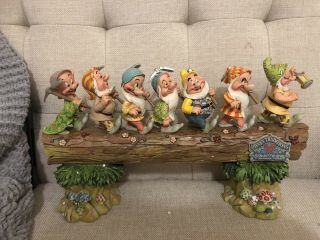 Disney Traditions By Jim Shore Snow White & The Seven Dwarfs Heigh - Ho Stone