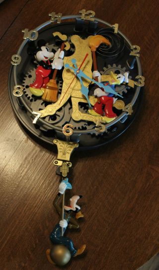 Disney Mickey Mouse Animated Talking Wall Clock W/pendulum & Box The Cleaners