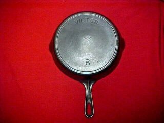 Vintage Griswold " Victor " Cast Iron Skillet No 8,  P/n 722 W/heat Ring