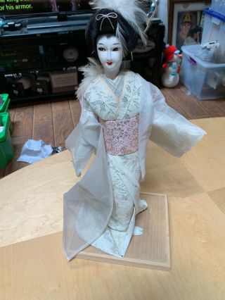 Vintage Nishi Co Japanese 19 " Geisha Doll Figure Label Sticker Base White Gown