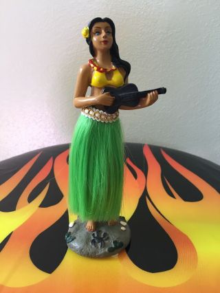Rat Rod/ Hot Rod Dashboard Dancer Hula Doll Hawaiian Girl.  Shaky Hips,  1990’s