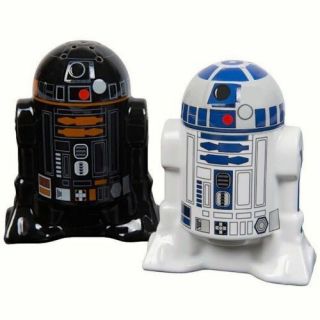 Disney Star Wars Salt & Pepper Shakers / Figures Darth Vader & R2 - D2