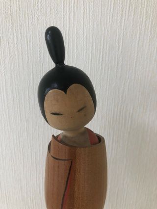 Japanese sosaku kokeshi doll by Kuribayashi Issetsu 11.  5 inches 29.  5 cm 2