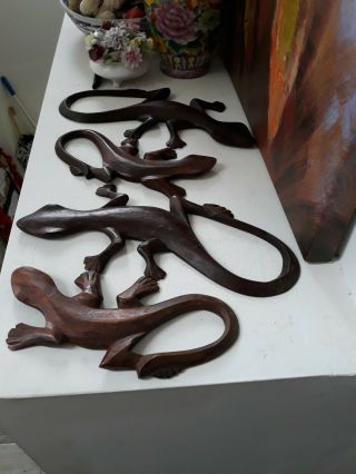 A Set Of 4 Vintage Hand Carved Wood Lizards/ Geckos.