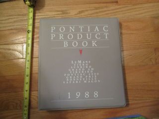 1988 Pontiac Car Products Auto Buyers Guide Dealership Dealer Sales Book 39