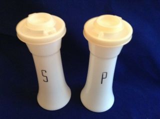 Vintage Tupperware Salt And Pepper Hourglass Shakers 6 Inch White W/gold Letters