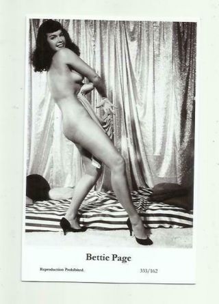 N483) Bettie Page Swiftsure (333/162) Photo Postcard Film Star Pin Up