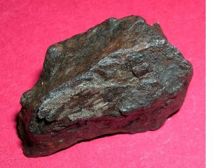 Canyon Diablo meteorite - 28.  6 gram individual 3